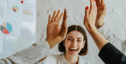 Jauna mācību metode biznesa ideju meklēšanai un komandu veidošanai